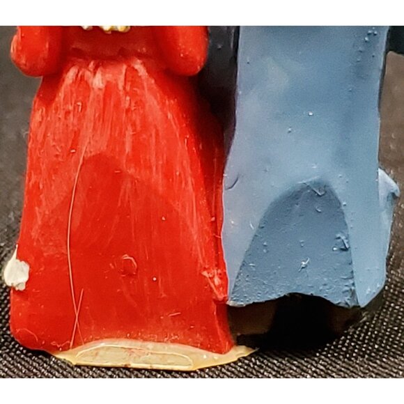 CAROLING FAMILY plastic Christmas Village small scale accessory figure figurine - Picture 8 of 11